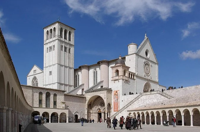 Führung durch die Basilika San Francesco mit offiziellem Guide